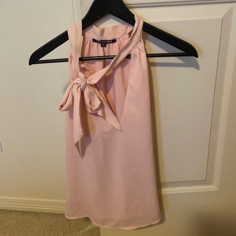 Gianni Bini tie neck blouse xs